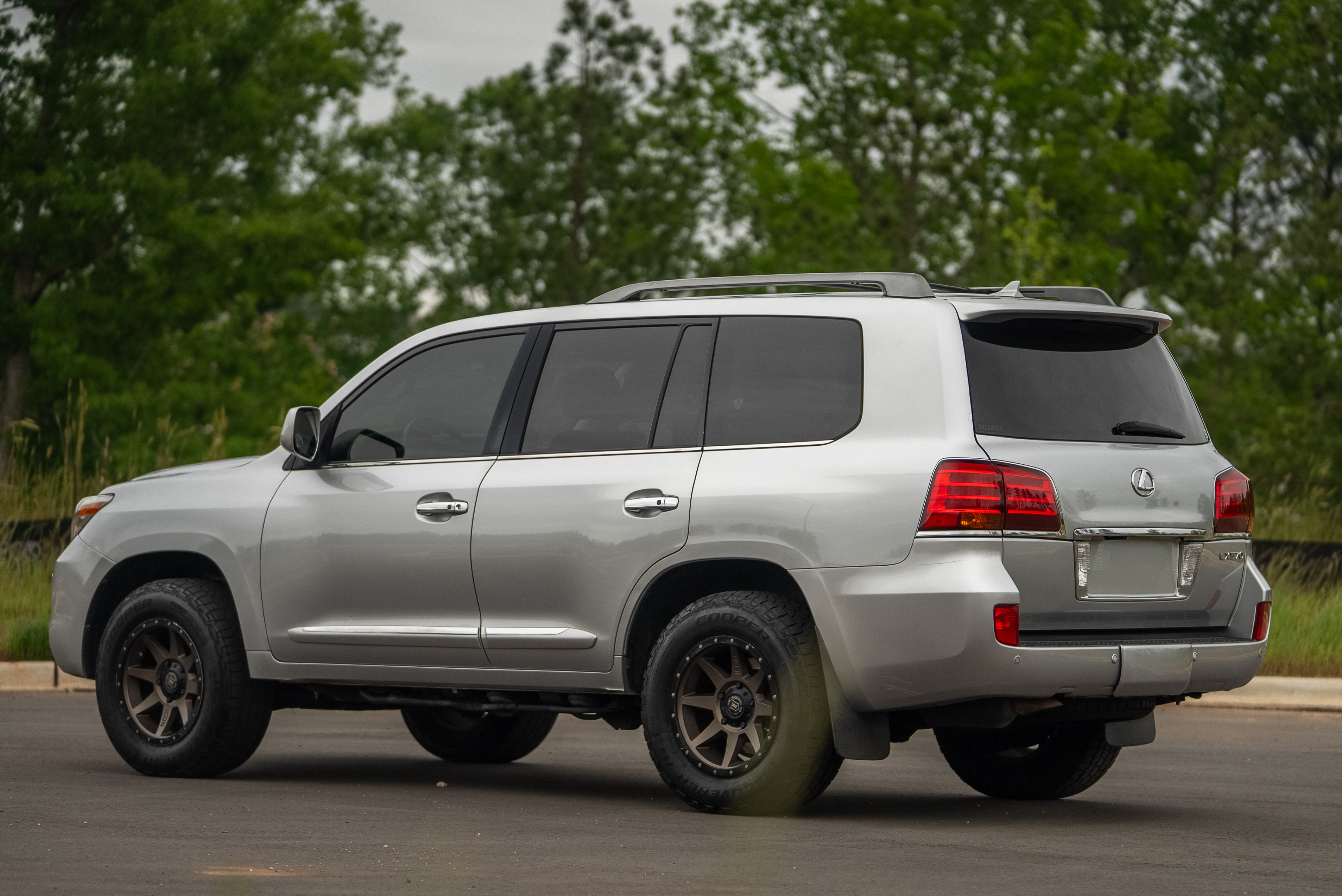 2011 Lexus LX570