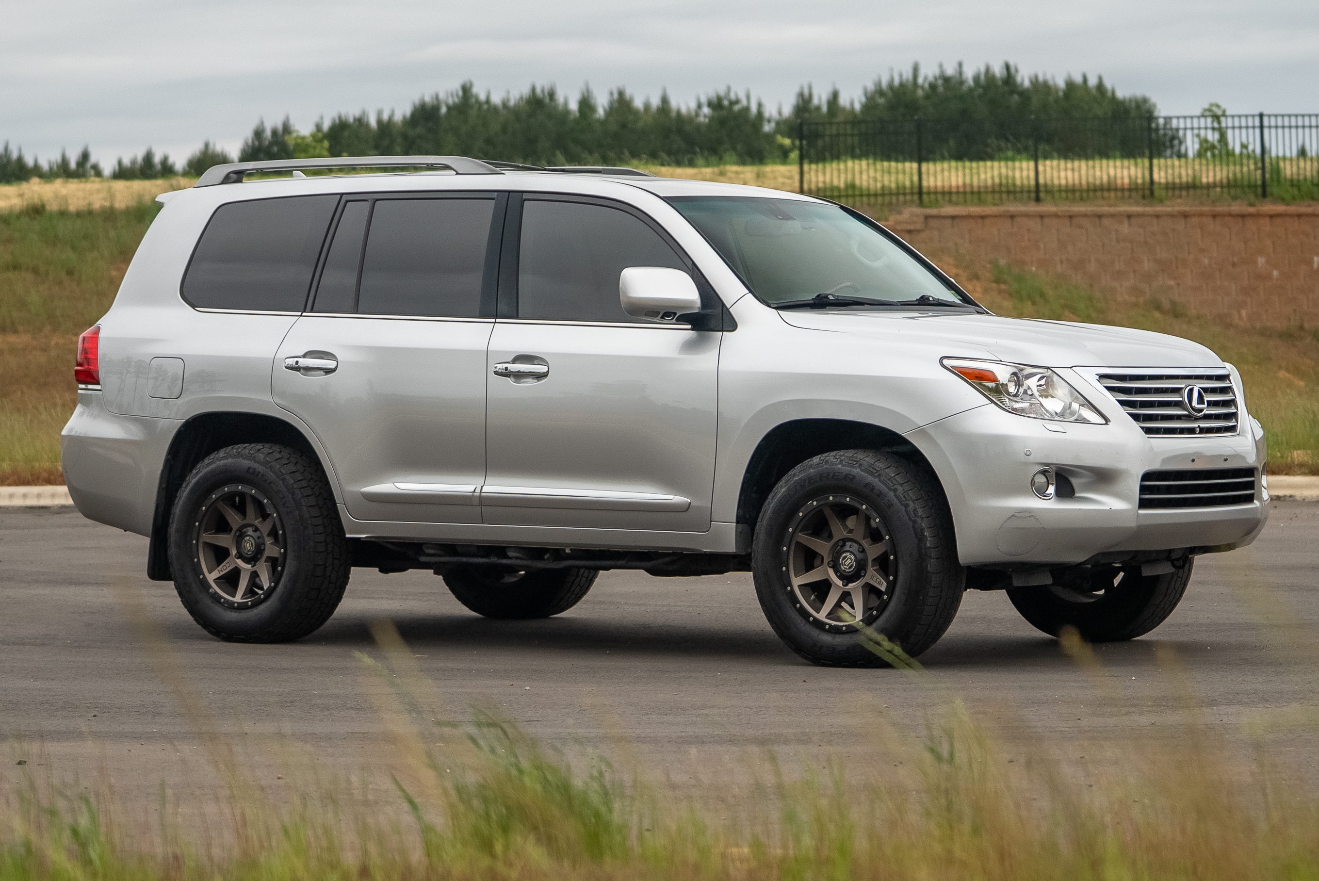 2011 Lexus LX570