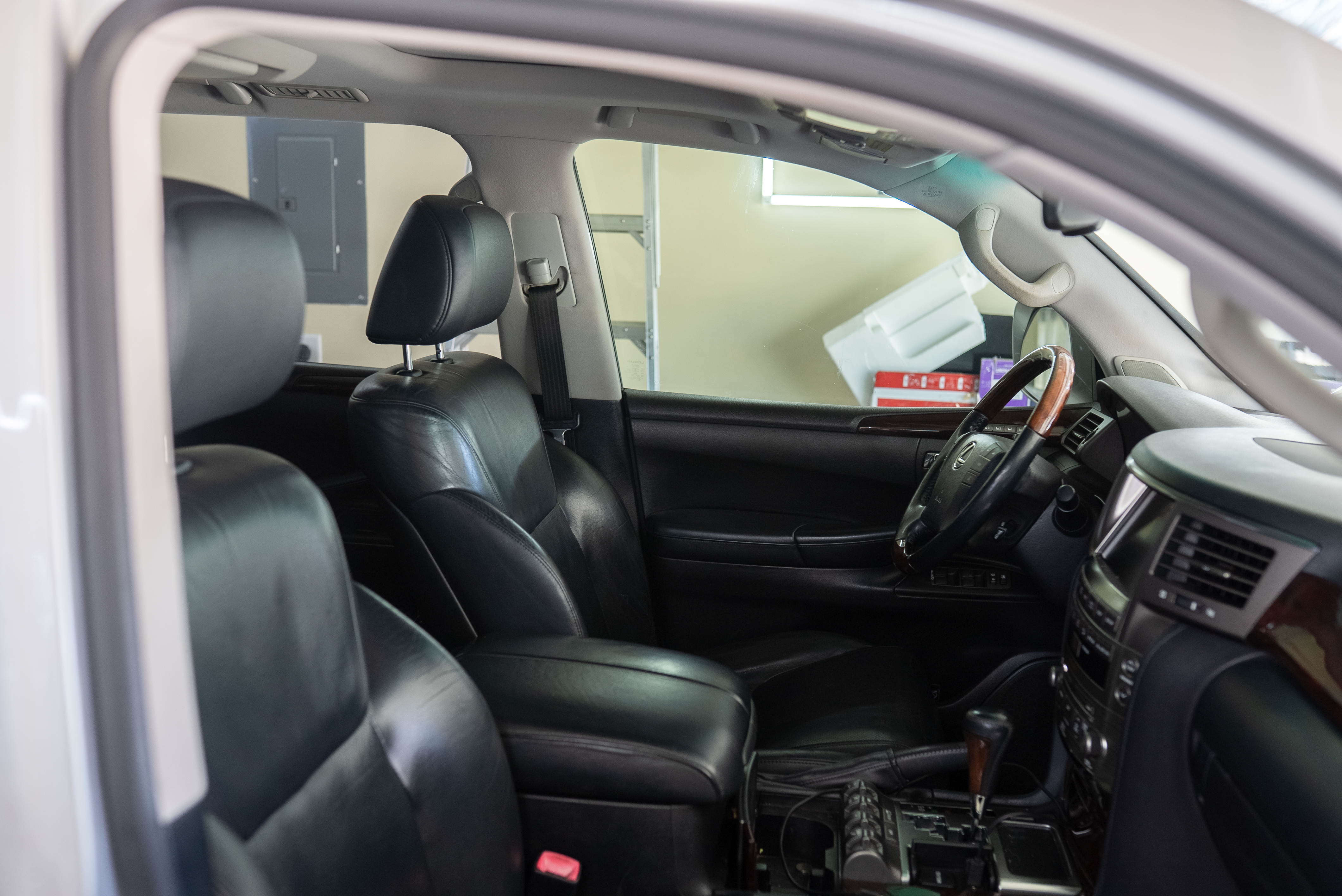 2011 Lexus LX570