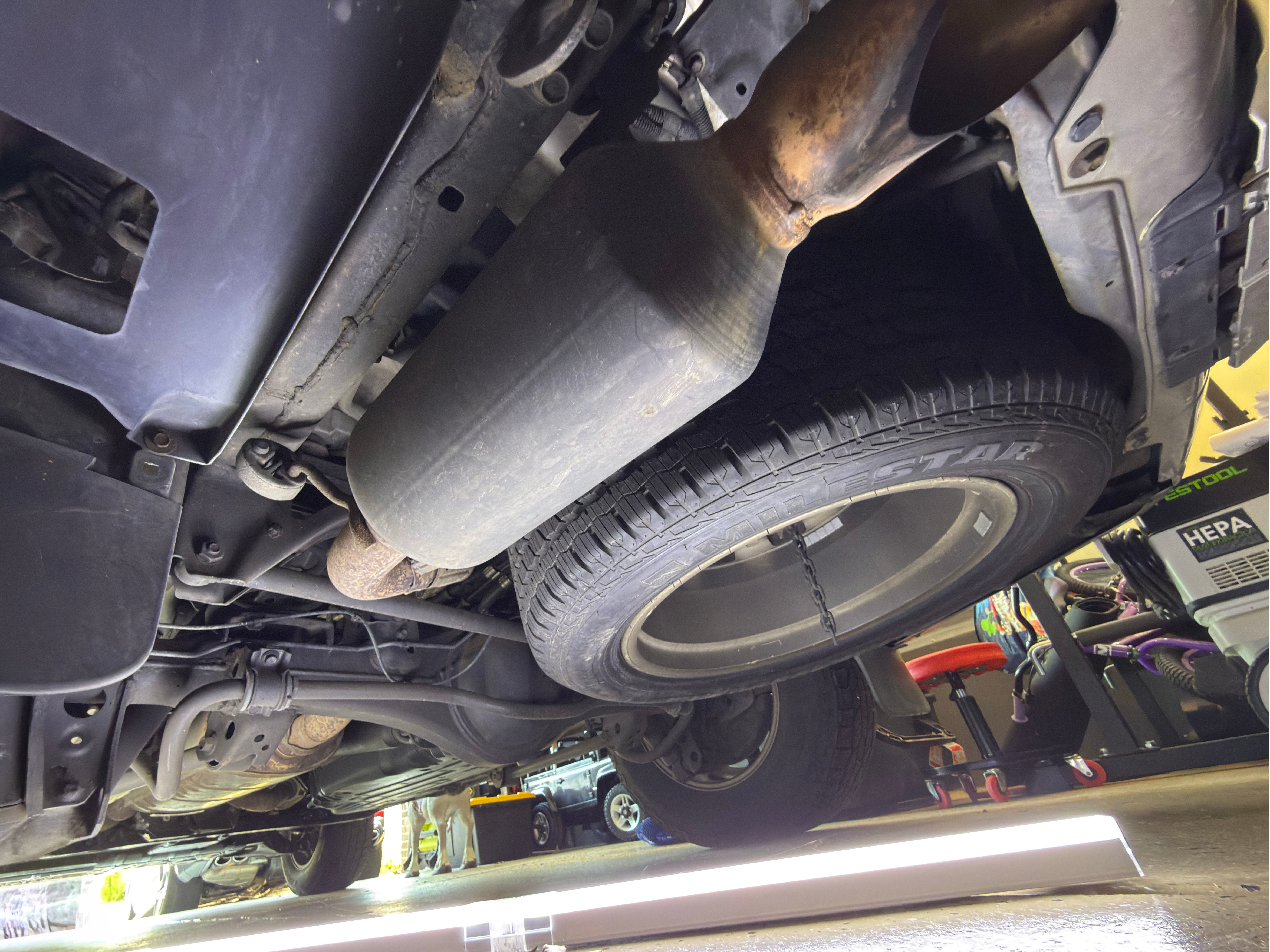 LX570 undercarriage — rust-free frame